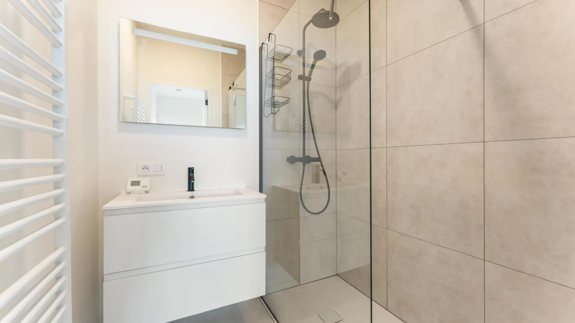 Apartment Central Park Fenomenaal App Met Zwembad En Gym! Ostend Belgium