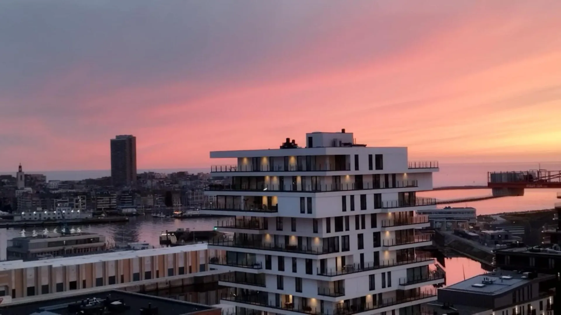 Central Park Fenomenaal App Met Zwembad En Gym! Ostend